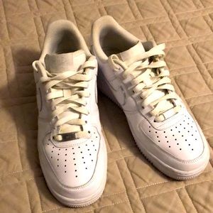 Mens Nike Air Force. Size 7.5